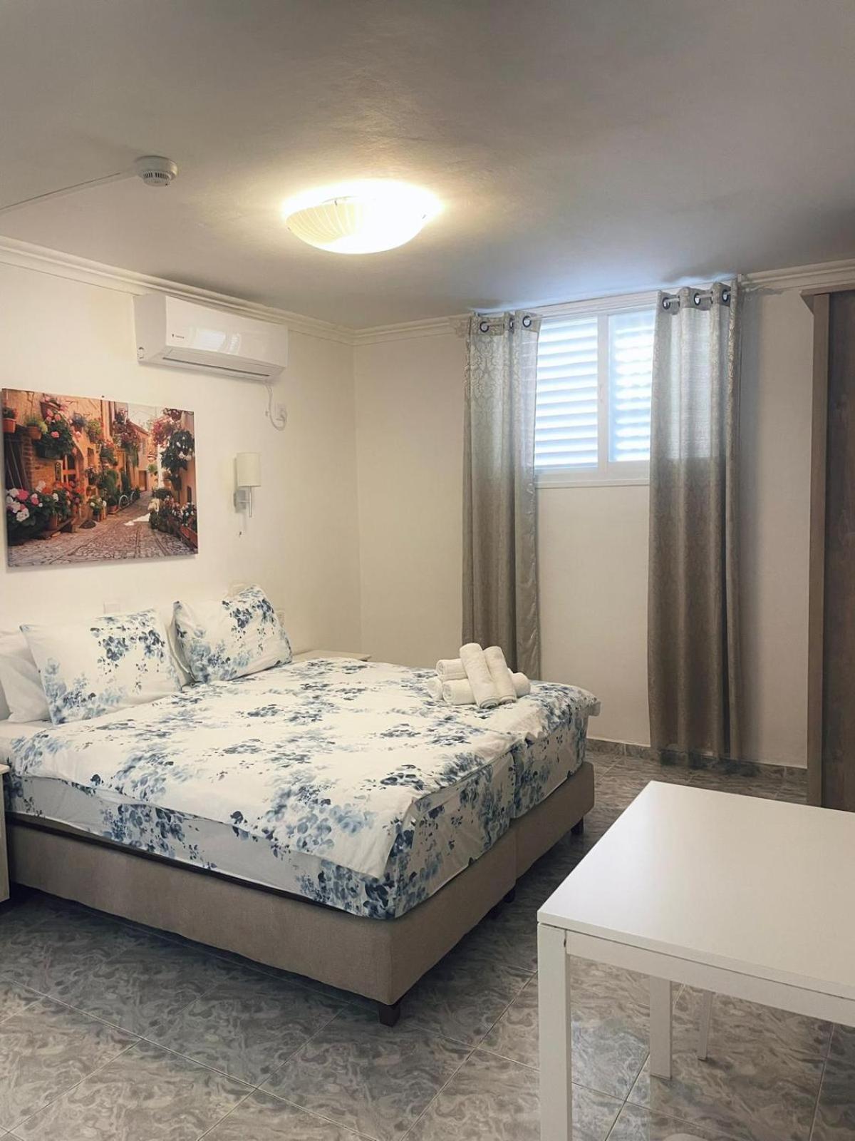 Amigo Hotel On The Beach Nahariya Exterior photo